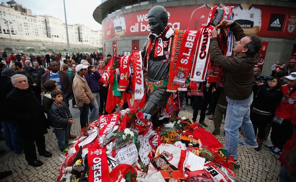 Photos: Portuguese soccer legend Eusebio dies at 71 Photos: Portuguese soccer legend Eusebio dies at 71