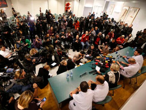 Doctors trying to bring Michael Schumacher out of coma Doctors trying to bring Michael Schumacher out of coma
