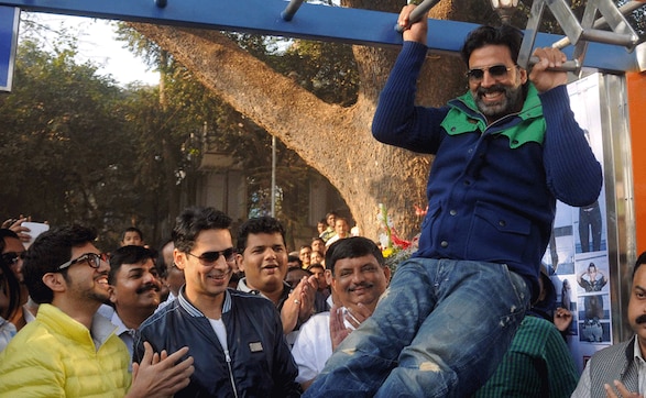 Images: Akshay Kumar, Aditya Thackeray launch Dino Morea's fitness centre Images: Akshay Kumar, Aditya Thackeray launch Dino Morea's fitness centre