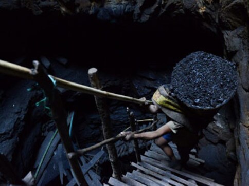 Parl panel says Coal mine allotments most non-transparent during 1993-2010
