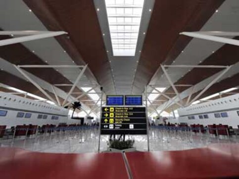 Parl panel questions govt on PPP in running of Delhi IGI airport Parl panel questions govt on PPP in running of Delhi IGI airport