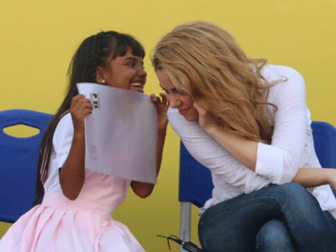 Shakira opens new school in Colombia