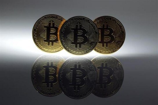 Bitcoin plunges after major platform indefinitely halts withdrawals Bitcoin plunges after major platform indefinitely halts withdrawals