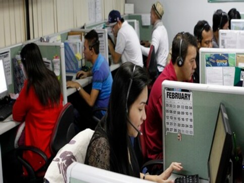 Unemployment at all-time high: More than 80% women worried about financial future amidst falling economic growth