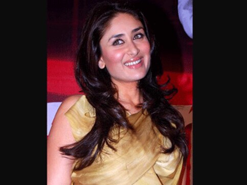 Saif is fit to be in Hollywood films: Kareena Kapoor Saif is fit to be in Hollywood films: Kareena Kapoor