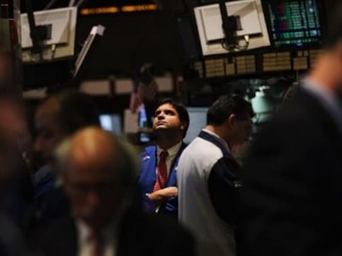 Wall Street rallies as some US states relax lockdown restrictions; all major indexes claw back, gain over 1% Wall Street rallies as some US states relax lockdown restrictions; all major indexes claw back, gain over 1%