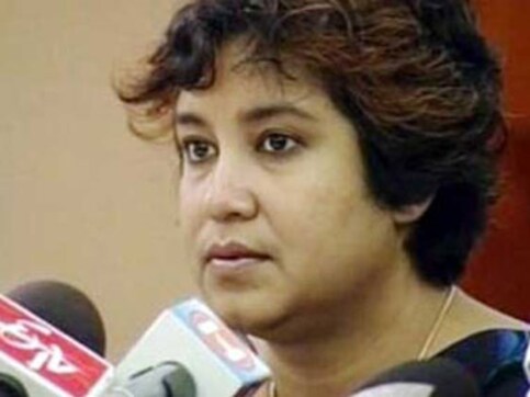 Taslima Nasreen meets Rajnath Singh after being denied visa Taslima Nasreen meets Rajnath Singh after being denied visa