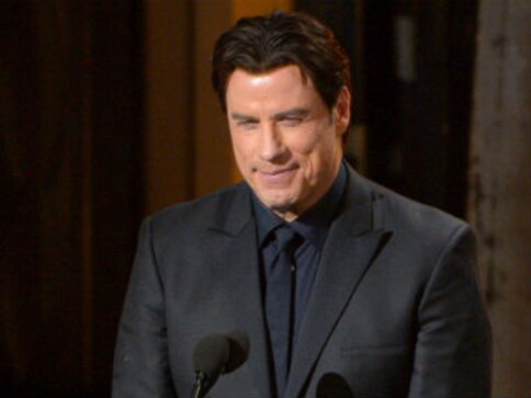John Travolta apologises to Idina Menzel for mis-pronouncing her name