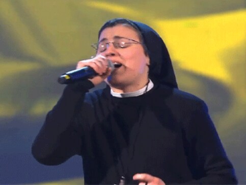 Italian nun breaks Psy's record with her voice Italian nun breaks Psy's record with her voice