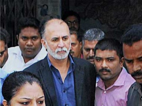Tejpal's bail plea: Court begins in-camera proceedings Tejpal's bail plea: Court begins in-camera proceedings