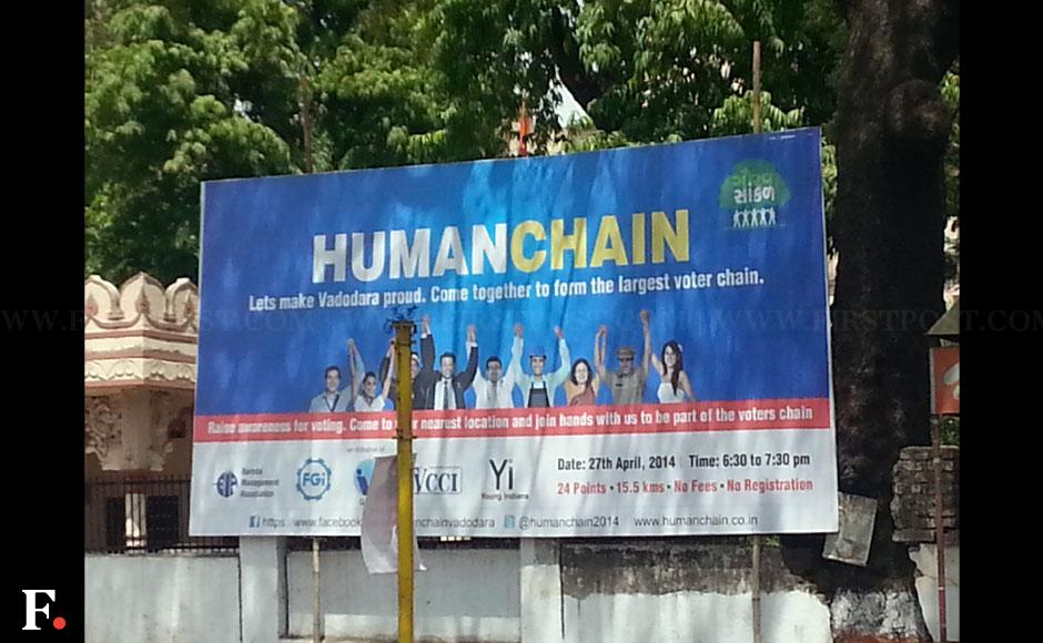 Various agencies are sponsoring a mega 15km human chain of voters, to ensure a record turnout. Kavitha Iyer/ Firstpost Various agencies are sponsoring a mega 15km human chain of voters, to ensure a record turnout. Kavitha Iyer/ Firstpost