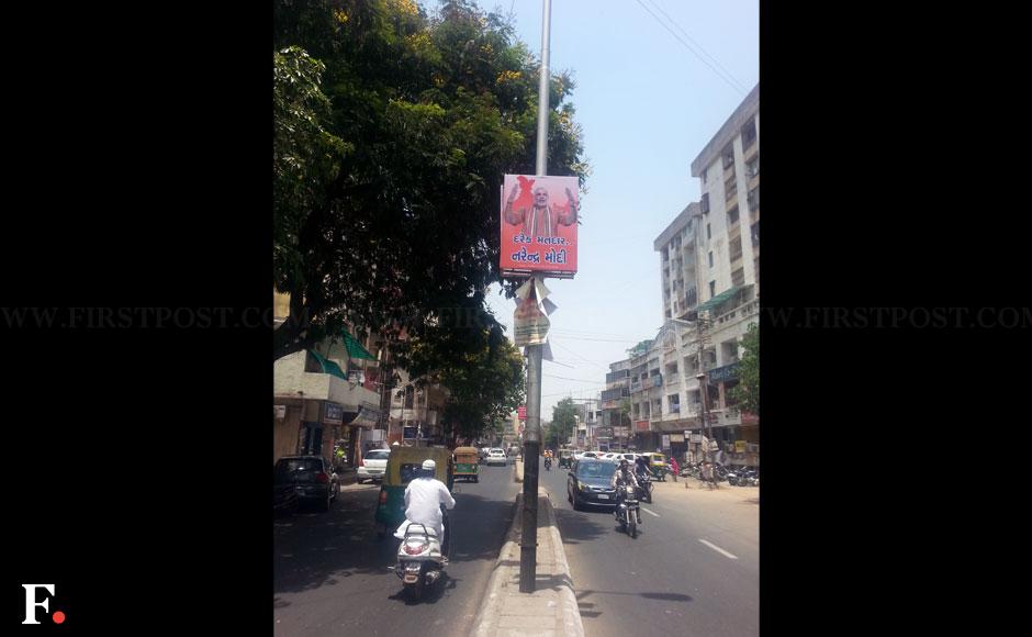 Remember Congress candidate Madhusudan Mistry climbing a pole to deface a BJP hoarding? Here's why. Practically every light pole in the city has Modi seeking vadodara's votes. Kavitha Iyer/ Firstpost Remember Congress candidate Madhusudan Mistry climbing a pole to deface a BJP hoarding? Here's why. Practically every light pole in the city has Modi seeking vadodara's votes. Kavitha Iyer/ Firstpost