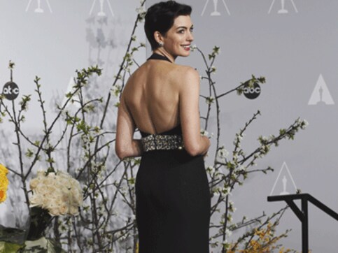 Anne Hathaway reveals that she was slightly drunk at the Oscars Anne Hathaway reveals that she was slightly drunk at the Oscars
