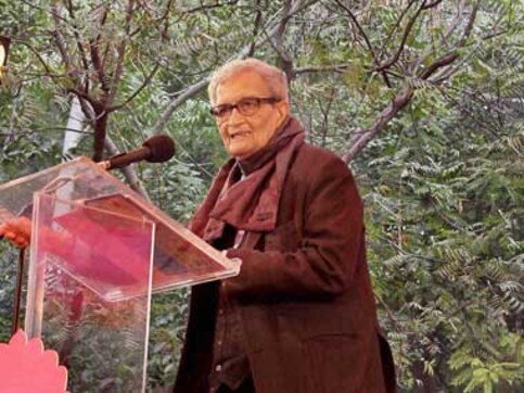 Battle of intellectuals: Amartya Sen vs. Jadgish Bhagwati on Modi Battle of intellectuals: Amartya Sen vs. Jadgish Bhagwati on Modi