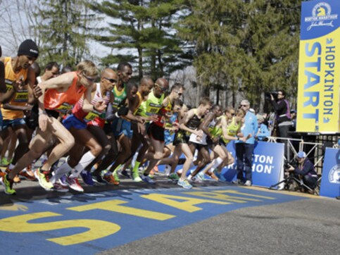 Two years on, Boston Marathon survivor finishes race with prosthetic leg Two years on, Boston Marathon survivor finishes race with prosthetic leg