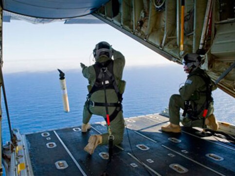 How low-tech gear is helping the search for flight MH370 How low-tech gear is helping the search for flight MH370
