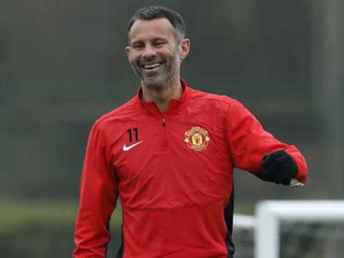 Club legend Giggs named interim Man Utd manager after Moyes sacking Club legend Giggs named interim Man Utd manager after Moyes sacking