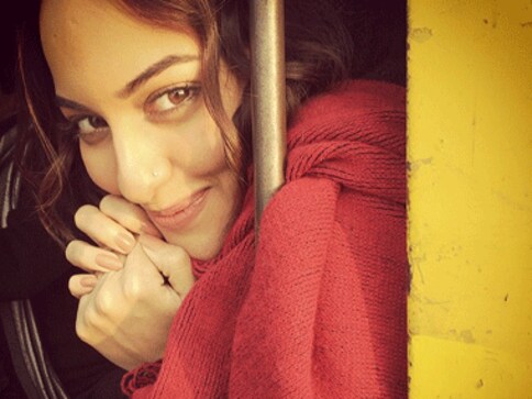 Sonakshi should campaign for dad Shatrughan: BJP workers Sonakshi should campaign for dad Shatrughan: BJP workers