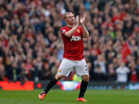 Paul Scholes back at Man United to assist interim manager Ryan Giggs Paul Scholes back at Man United to assist interim manager Ryan Giggs