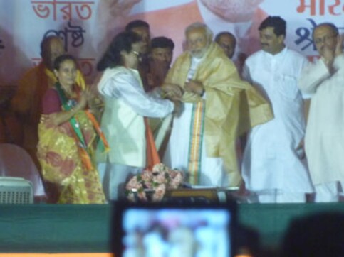 De de vote de: How Bappi-da is Modi-fying his greatest hits De de vote de: How Bappi-da is Modi-fying his greatest hits