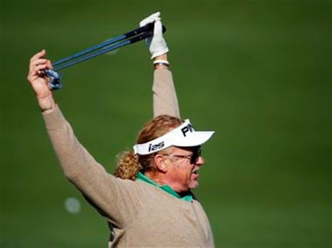 Masters notebook: Old guys get it done in opening round Masters notebook: Old guys get it done in opening round