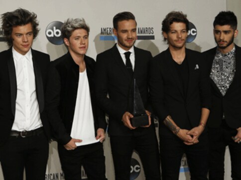 One Direction to collaborate with Brazilian soccer legend Pele