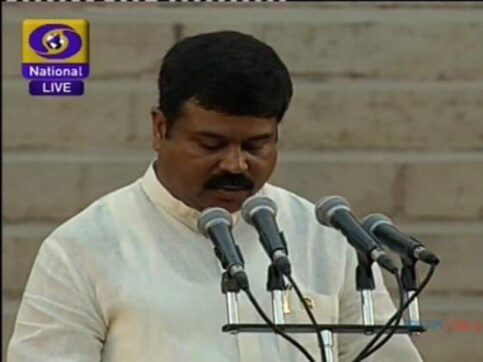 Dharmendra Pradhan takes charge as Oil Minister Dharmendra Pradhan takes charge as Oil Minister