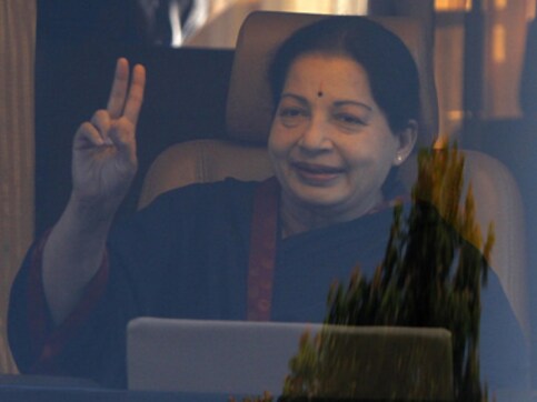 Tamil Nadu: AIADMK wins big, leads in 30 of 39 seats Tamil Nadu: AIADMK wins big, leads in 30 of 39 seats