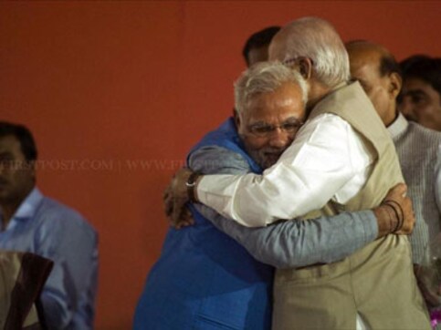 Modi meets Advani to discuss govt formation Modi meets Advani to discuss govt formation