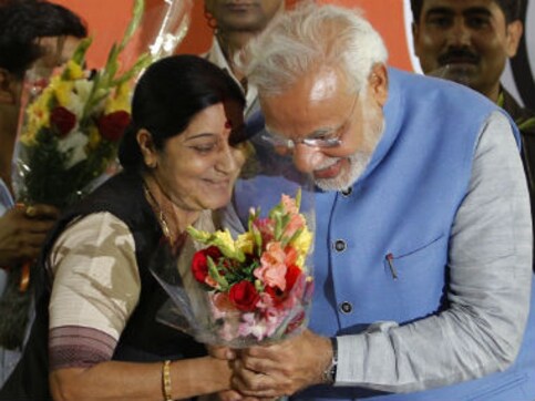 Congress comes to Sushma Swaraj’s defence after vicious trolling; BJP ministers and leaders maintain silence Congress comes to Sushma Swaraj’s defence after vicious trolling; BJP ministers and leaders maintain silence