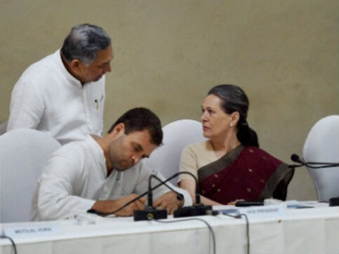 Congress CWC meet: Just another shameful Gandhi love-fest Congress CWC meet: Just another shameful Gandhi love-fest