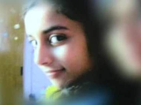 Aarushi murder: HC begins hearing on Talwar's bail plea Aarushi murder: HC begins hearing on Talwar's bail plea