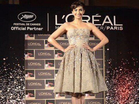 I always promote Indian designers on foreign lands: Sonam Kapoor
