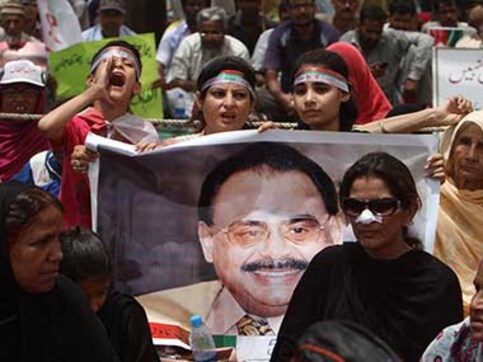 Pakistan's MQM chief Altaf Hussain released on bail in UK Pakistan's MQM chief Altaf Hussain released on bail in UK
