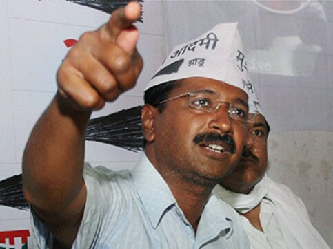 Self destructing AAP: Kejriwal's firefighting too little, too late? Self destructing AAP: Kejriwal's firefighting too little, too late?