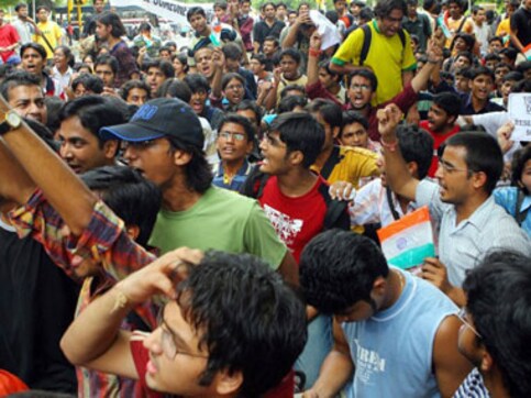 FYUP: DU BMS students protest in front of UGC office FYUP: DU BMS students protest in front of UGC office