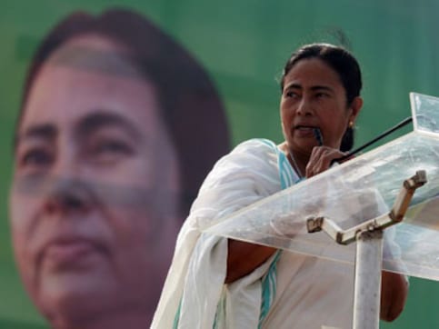 'Crab mentality' of rivals hinderig growth of North Bengal: Mamata 'Crab mentality' of rivals hinderig growth of North Bengal: Mamata