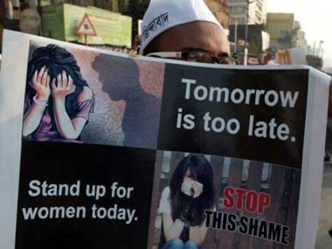 Woman ganraped in moving car in Vasant Kunj