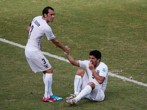 Suarez can stop biting, but it will require tremendous effort: Psychologists Suarez can stop biting, but it will require tremendous effort: Psychologists