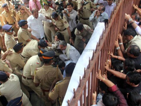 Campa Cola: Municipal corporation may use force to evict residents Campa Cola: Municipal corporation may use force to evict residents