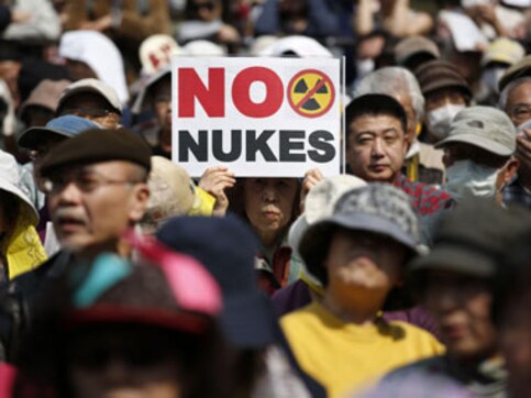 Angry Tepco shareholders in Japan demand end to nuclear plants Angry Tepco shareholders in Japan demand end to nuclear plants