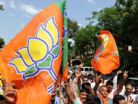 BJP alleges Rs 5,000 cr scam at Maharashtra Sadan, demands CBI inquiry BJP alleges Rs 5,000 cr scam at Maharashtra Sadan, demands CBI inquiry