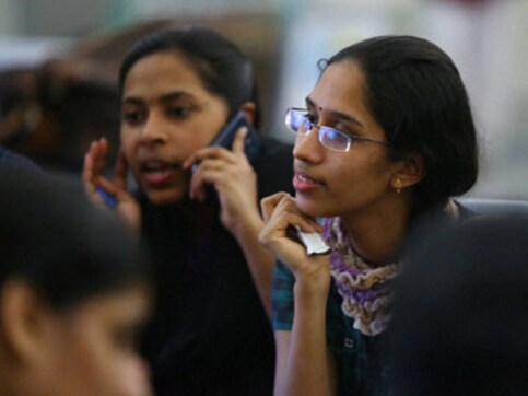 Indian nurses return home, don't want to go back to Iraq ever Indian nurses return home, don't want to go back to Iraq ever