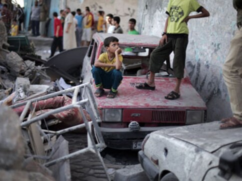 Gaza death toll rises to 172 as Israel steps up attack