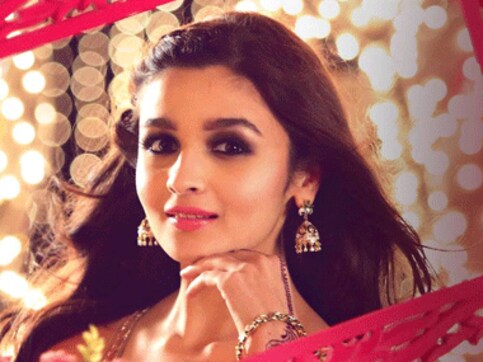 Five reasons why Humpty's Kavya is better than DDLJ's Simran Five reasons why Humpty's Kavya is better than DDLJ's Simran