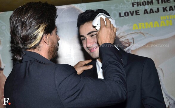 Photos: SRK, Ranbir attend premiere of Armaan's Lekar Hum Deewana Dil Photos: SRK, Ranbir attend premiere of Armaan's Lekar Hum Deewana Dil