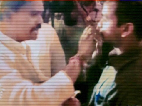 Shiv Sena MP force-feeding Muslim: NSUI protests outside Parliament Shiv Sena MP force-feeding Muslim: NSUI protests outside Parliament