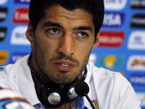 Banned Suarez could make Barcelona debut against Real Madrid Banned Suarez could make Barcelona debut against Real Madrid
