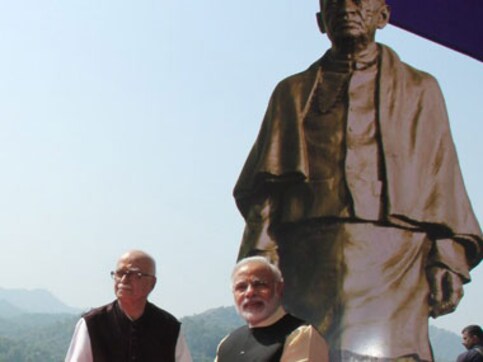 Budget 2014: FM Jaitley pleases boss Modi, allots Rs 200 cr for Sardar Patel statue Budget 2014: FM Jaitley pleases boss Modi, allots Rs 200 cr for Sardar Patel statue