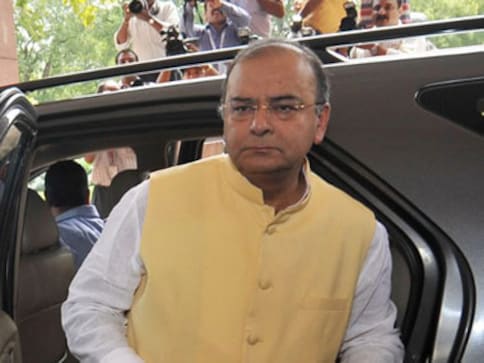 Jaitley to address RBI board: Will he outline steps taken to tackle fiscal deficit?